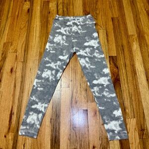 Old Navy Gray and White Leggings